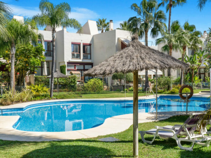 3-bedrooms-townhouse-for-sale-bel-air-estepona