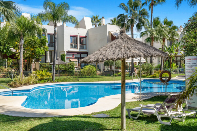 3 Bedroom Terraced Townhouse For Sale in Bel Air, Estepona (PIM10014)